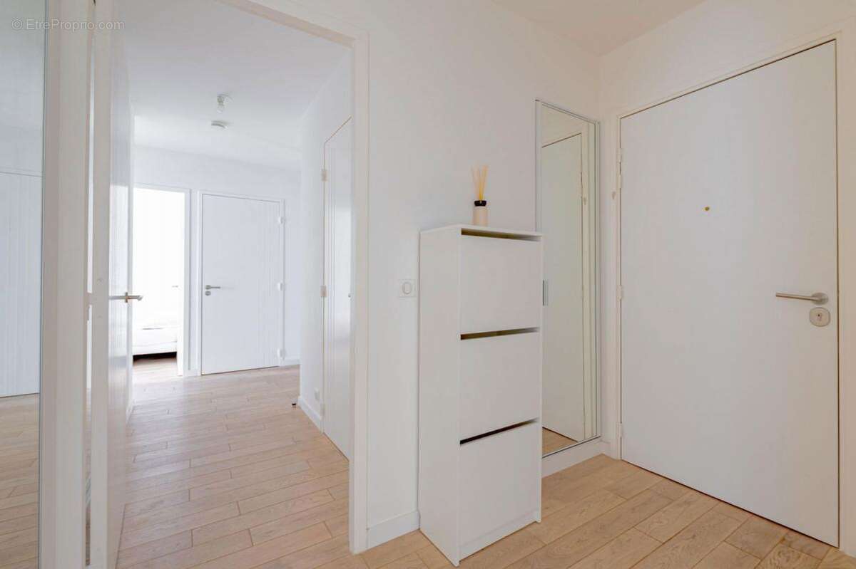 Appartement à LEVALLOIS-PERRET