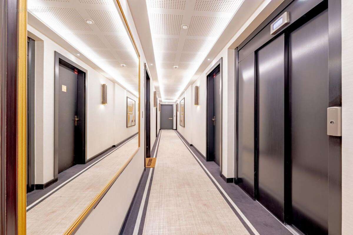 Appartement à LEVALLOIS-PERRET