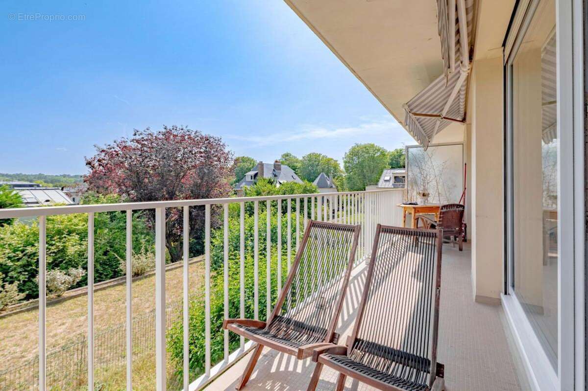 Appartement à SAINT-CLOUD