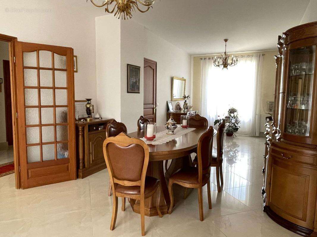 Maison à VITRY-SUR-SEINE