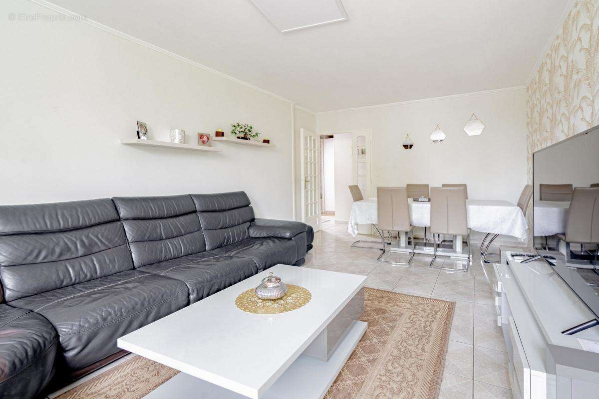 Appartement à SARCELLES