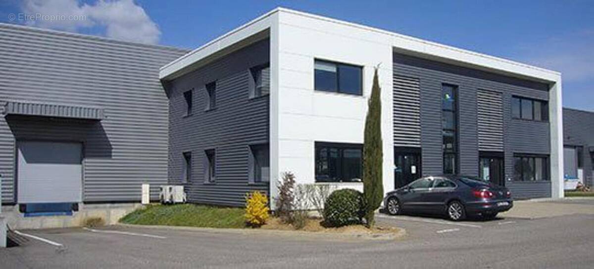 Commerce à VITRY-SUR-SEINE