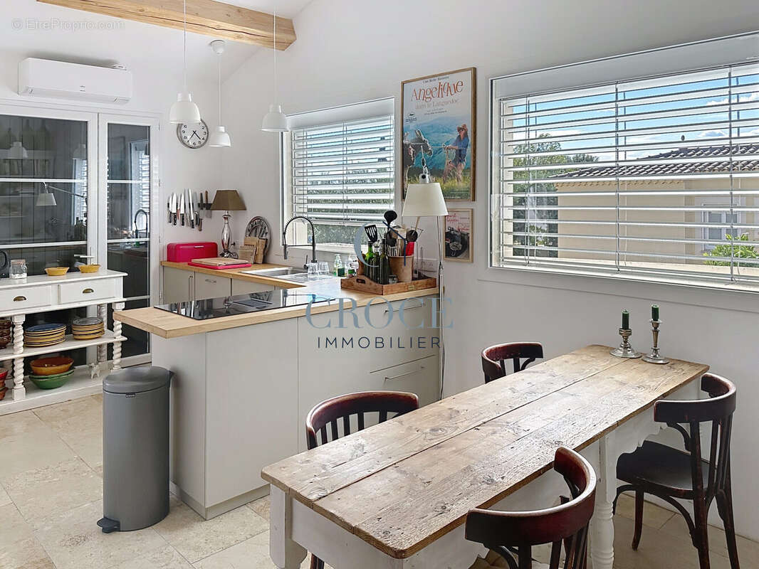 Maison à SAINT-QUENTIN-LA-POTERIE