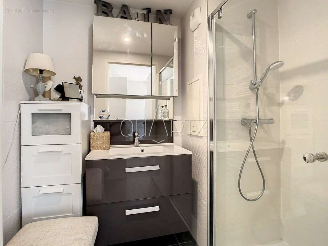 Appartement à VERSAILLES