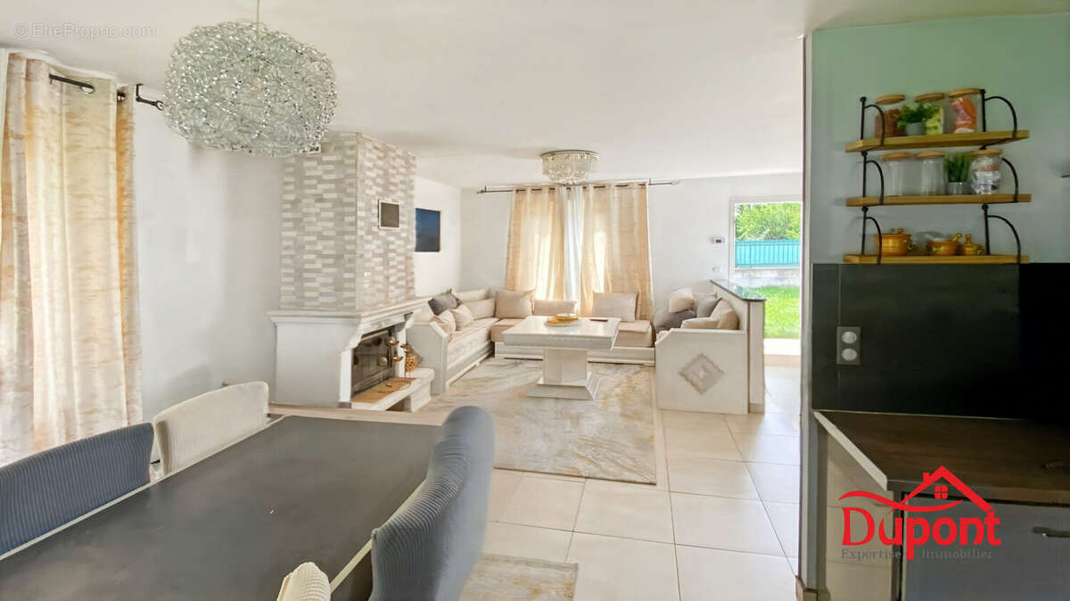 Maison à ROSIERES-PRES-TROYES