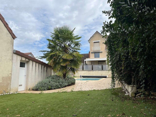Maison à CHALON-SUR-SAONE