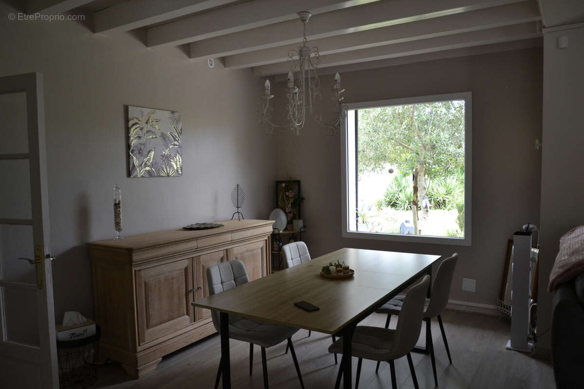 Maison à LA CHARMEE