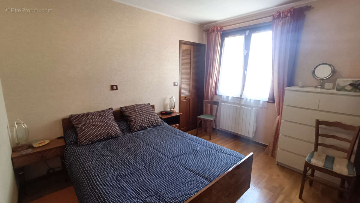 Maison à SAINT-MARTIN-EN-BRESSE