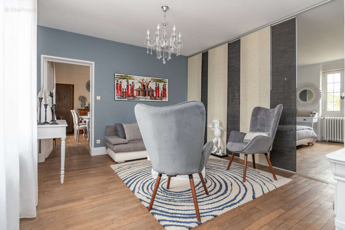 Maison à SAINT-MARCEL