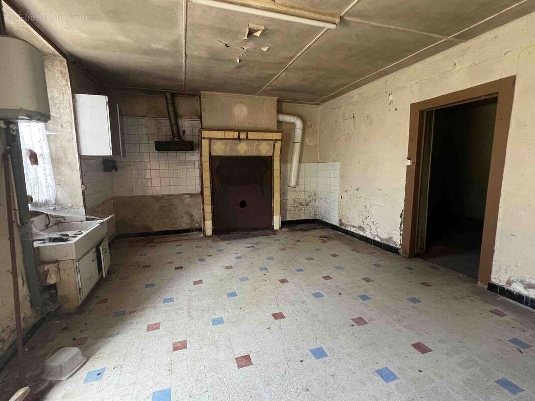 Maison à LE LINDOIS