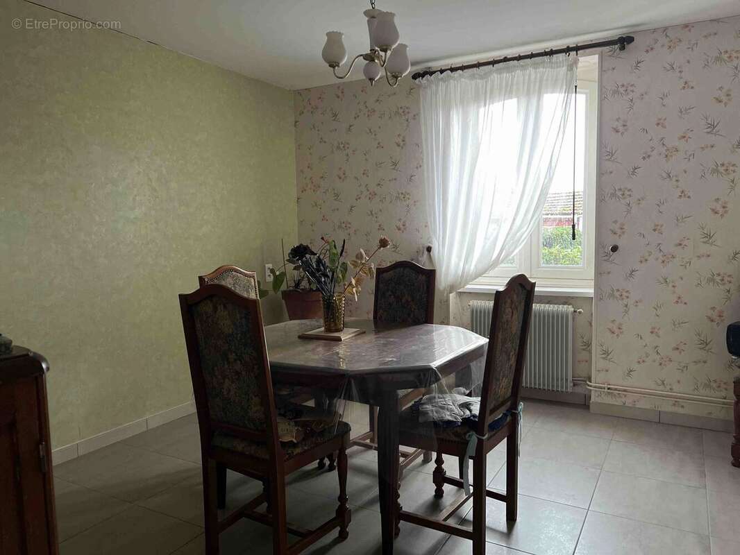 Maison à ROUMAZIERES-LOUBERT