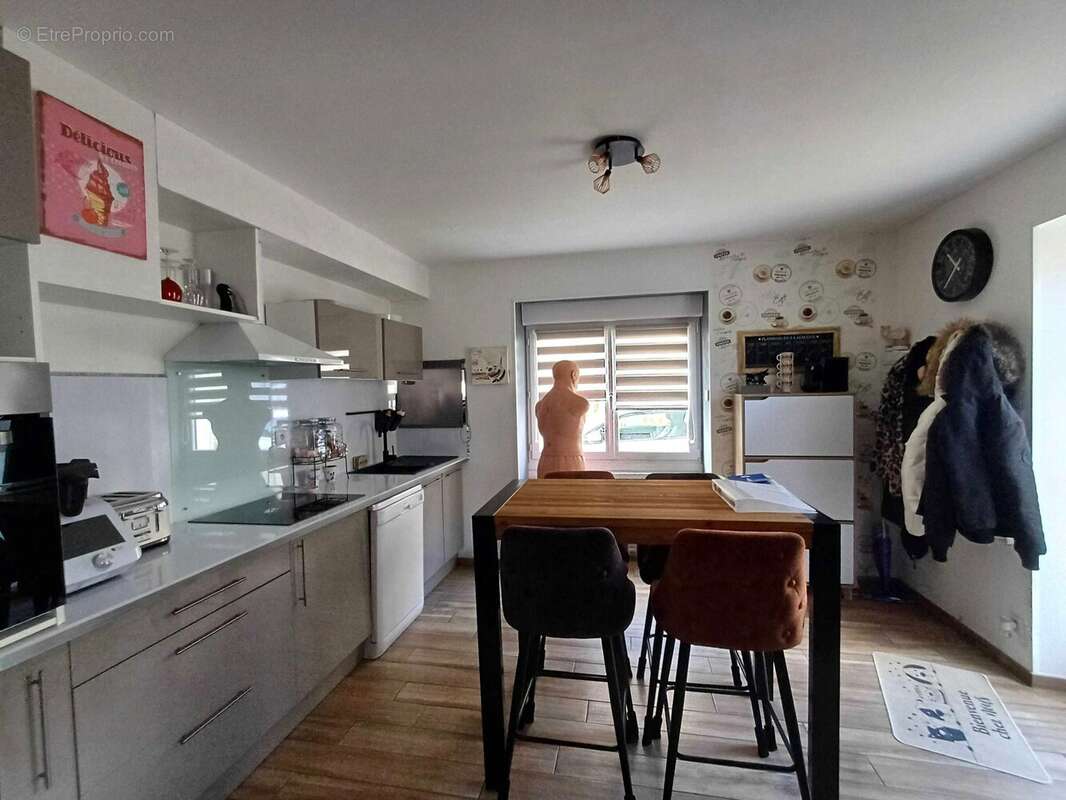 Maison à CHAMPAGNE-MOUTON