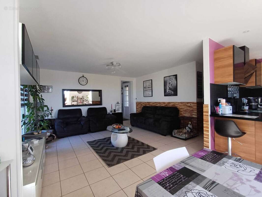 Maison à CHASSENEUIL-SUR-BONNIEURE