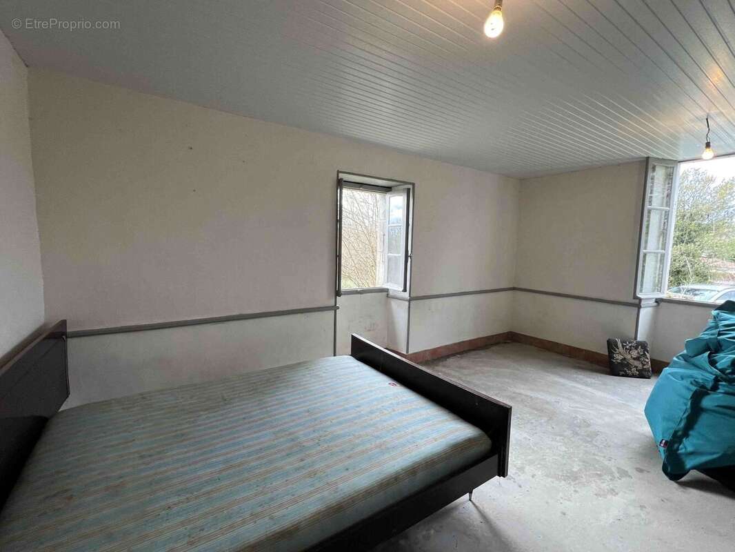 Maison à SAINT-CLAUD