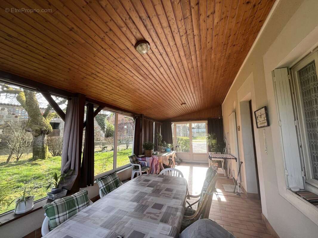 Maison à ROUMAZIERES-LOUBERT