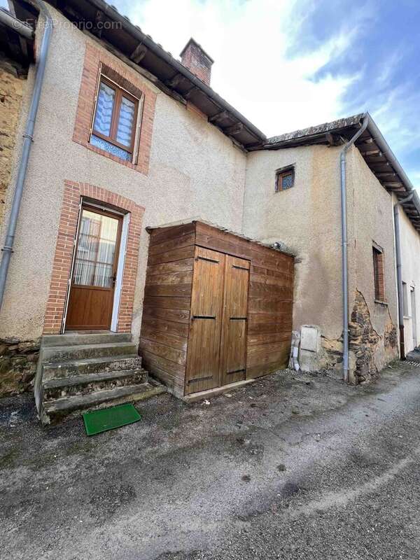 Maison à SAINT-JUNIEN