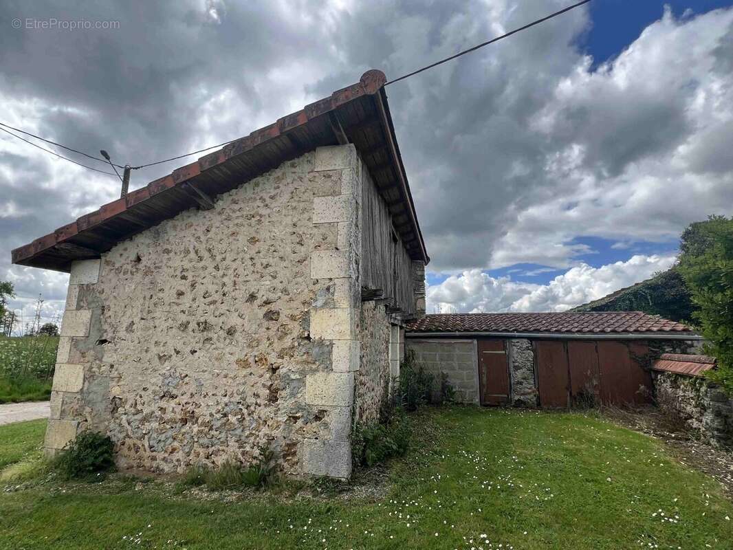 Maison à SAINT-CLAUD