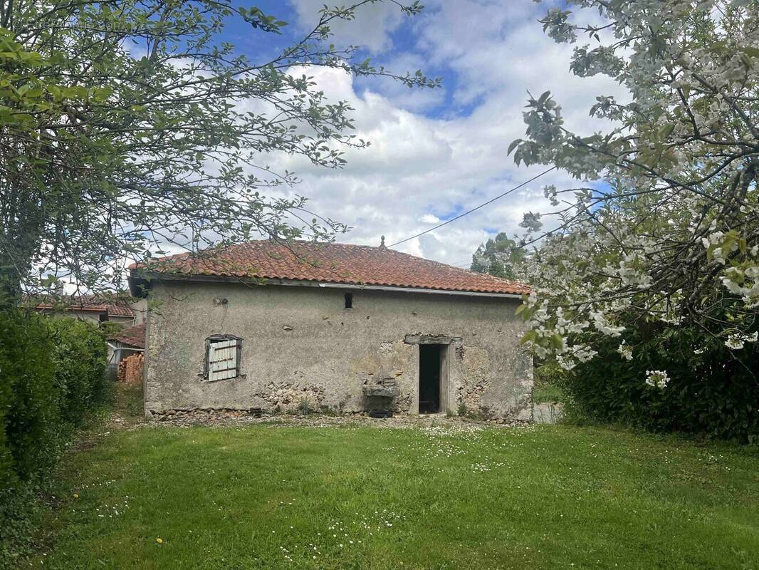 Maison à SAINT-CLAUD
