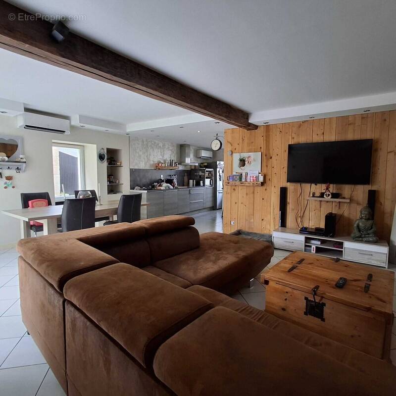 Maison à LA ROCHEFOUCAULD