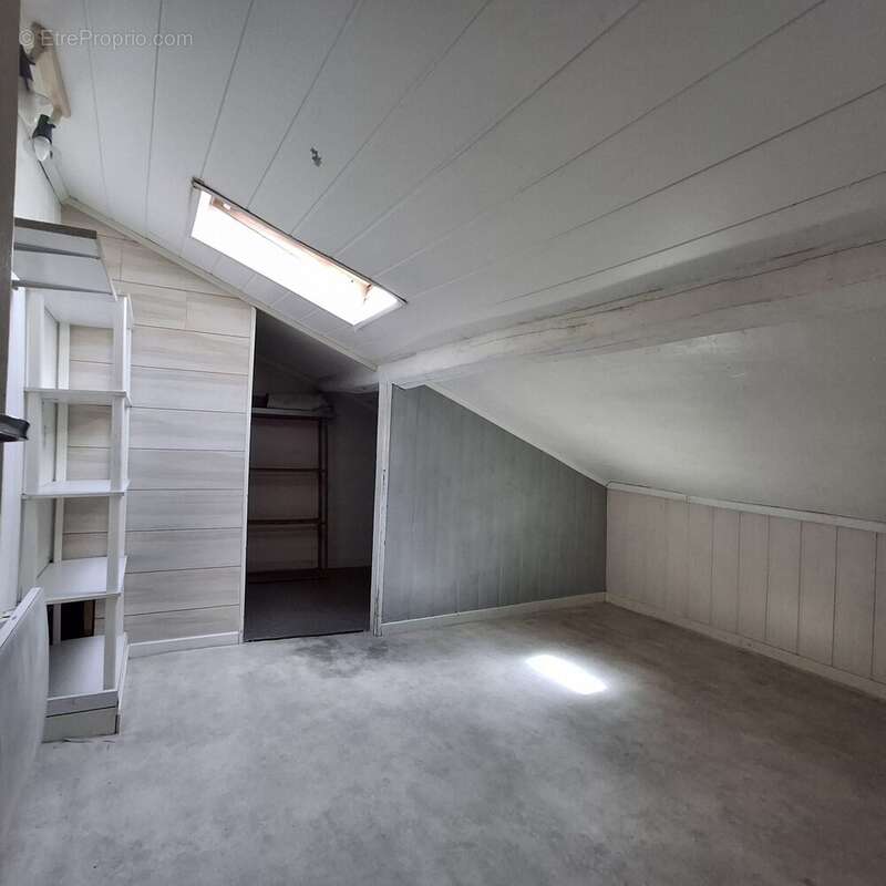 Maison à VITRAC-SAINT-VINCENT