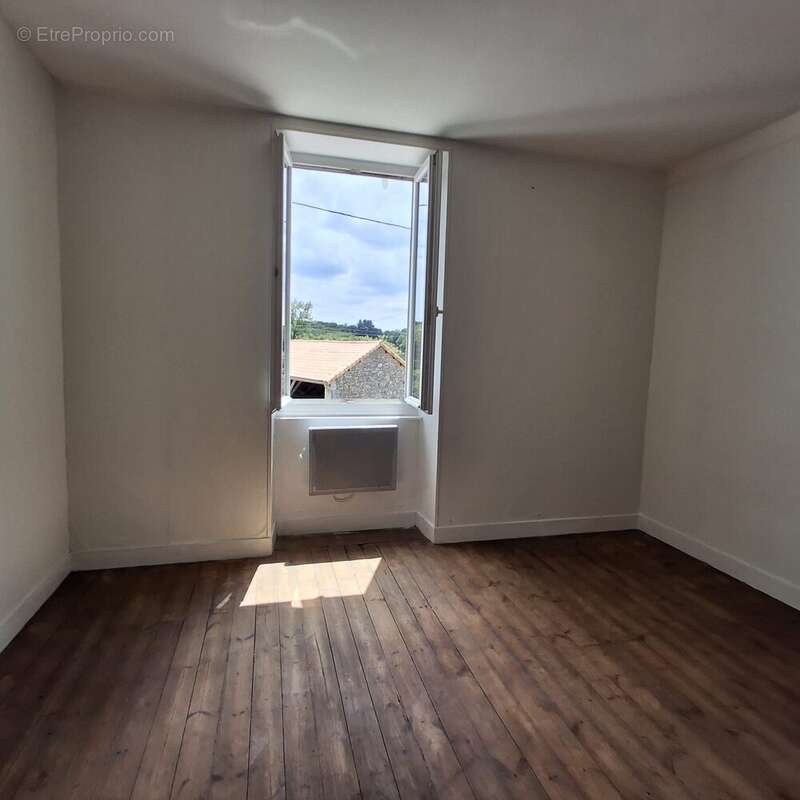 Maison à SAINT-CLAUD