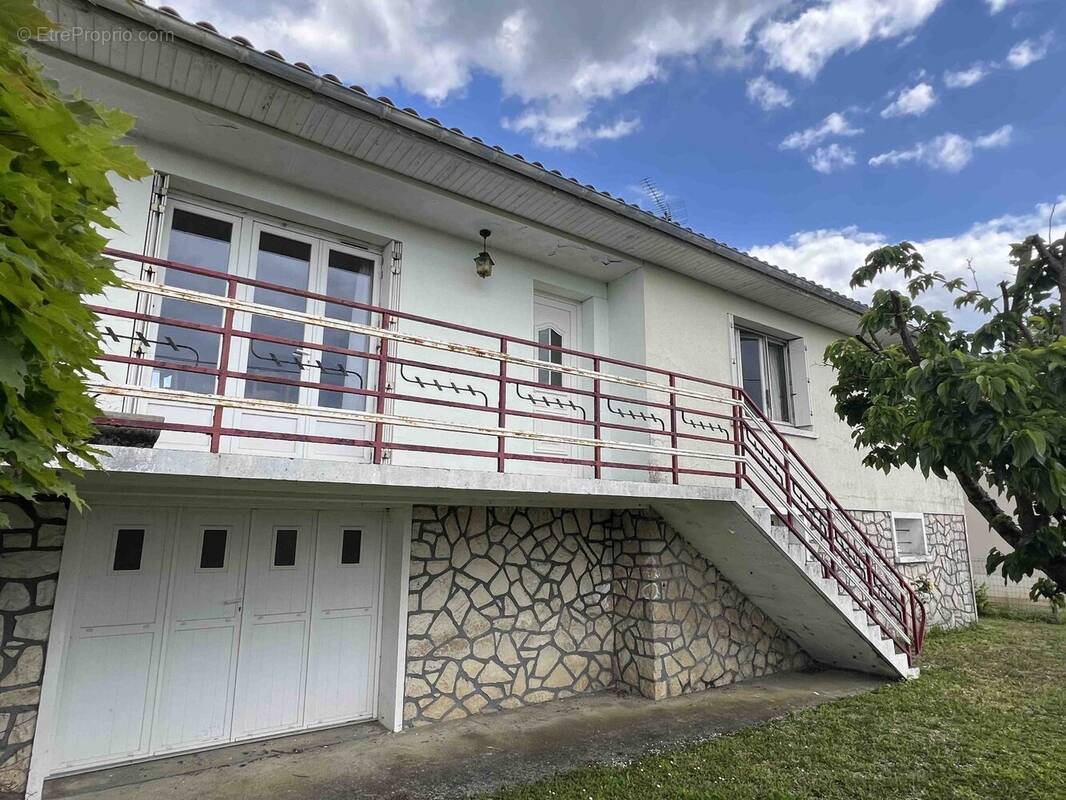 Maison à ROUMAZIERES-LOUBERT