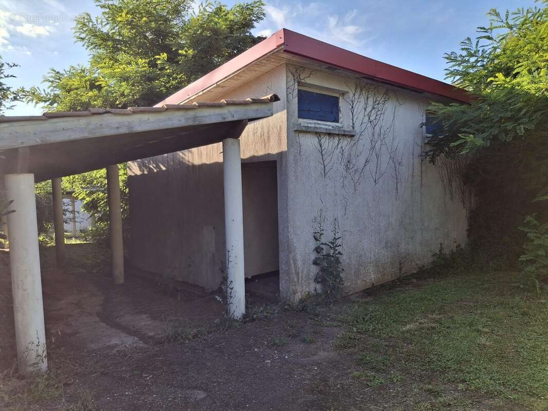 Commerce à LA ROCHEFOUCAULD