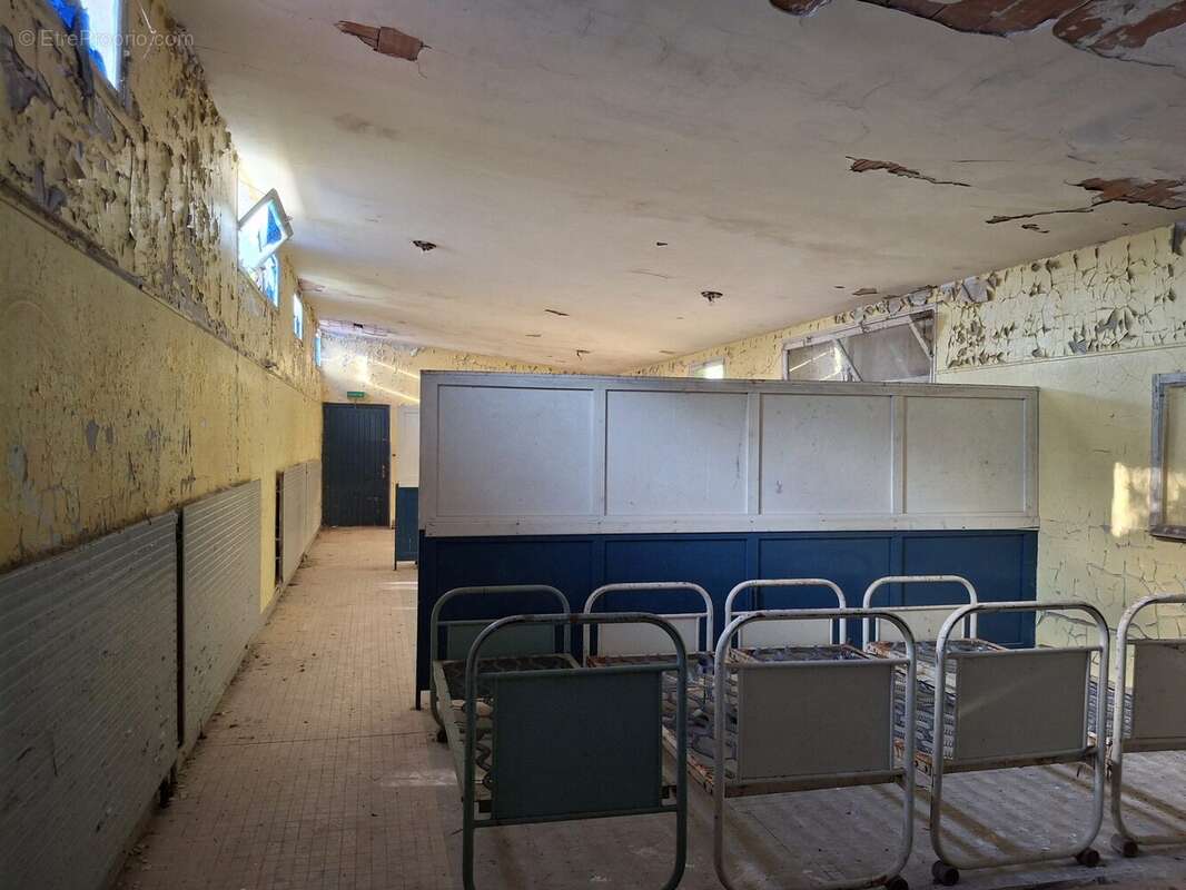 Commerce à LA ROCHEFOUCAULD