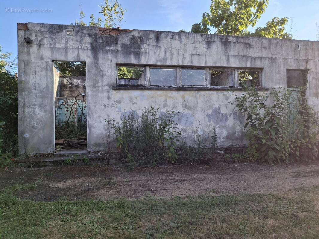 Commerce à LA ROCHEFOUCAULD