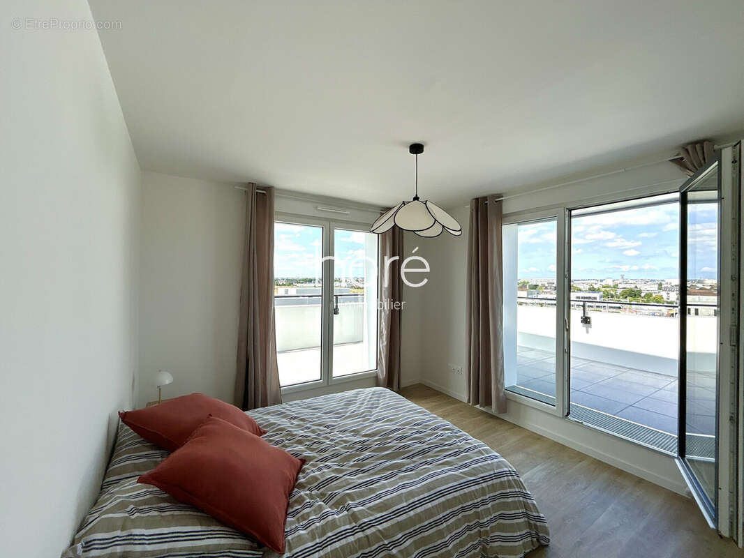 Appartement à FLEURY-SUR-ORNE