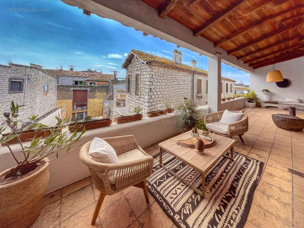 Maison à COURNONSEC