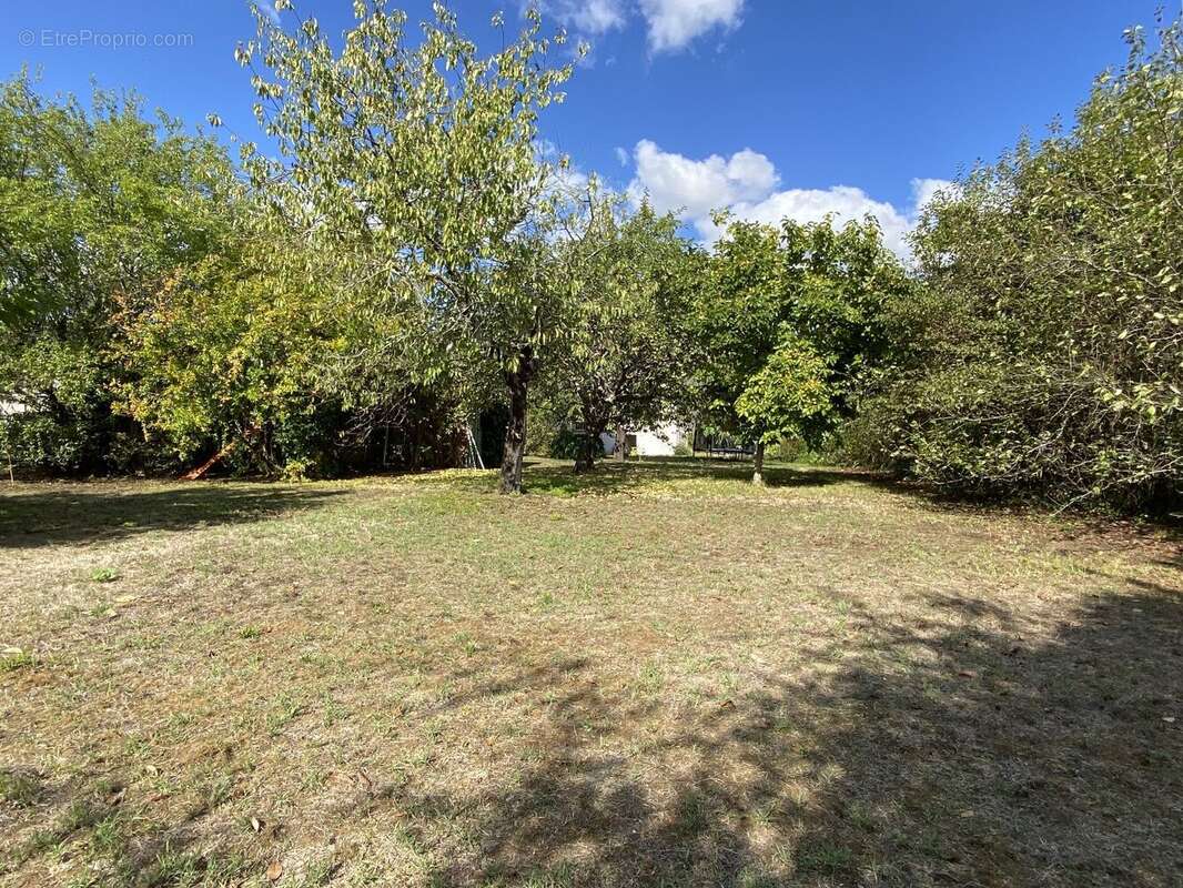 Maison à SAINT-YRIEIX-SUR-CHARENTE