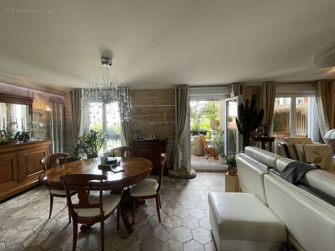 Appartement à SAINT-OUEN-L&#039;AUMONE