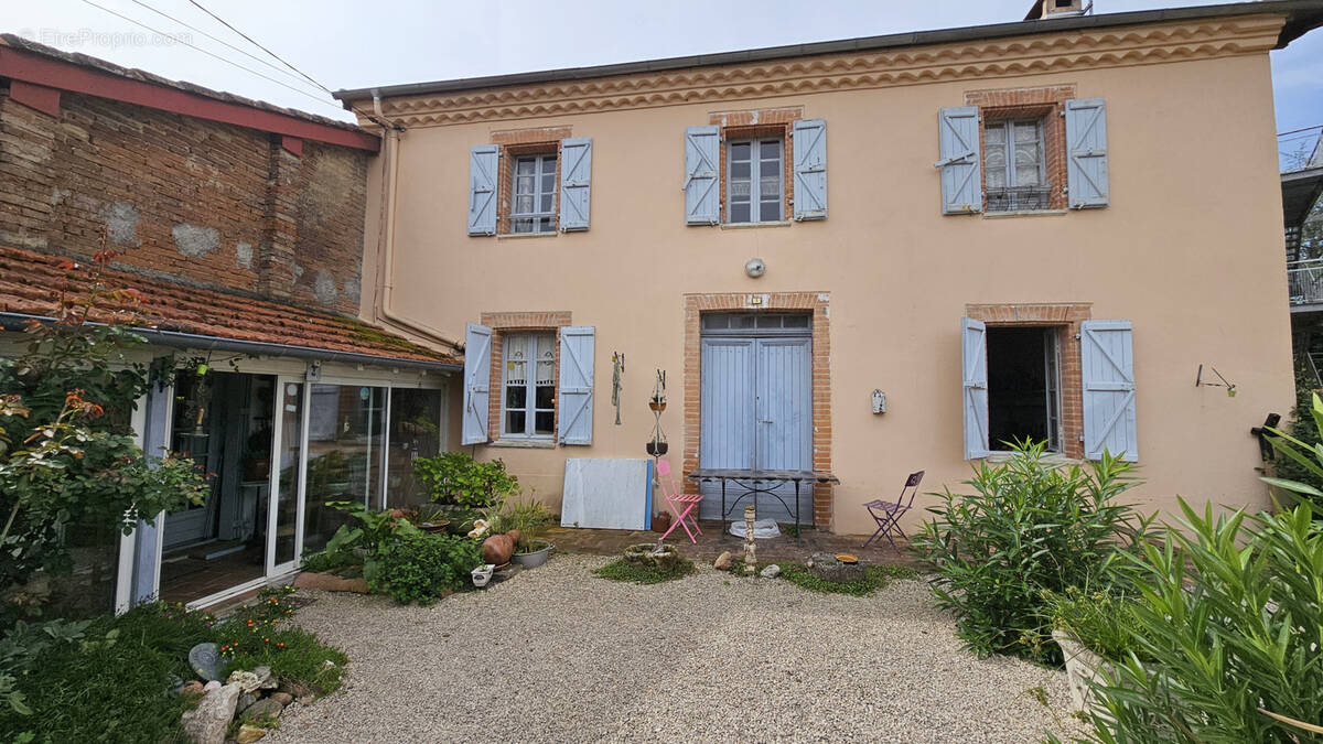 Maison à L&#039;ISLE-EN-DODON