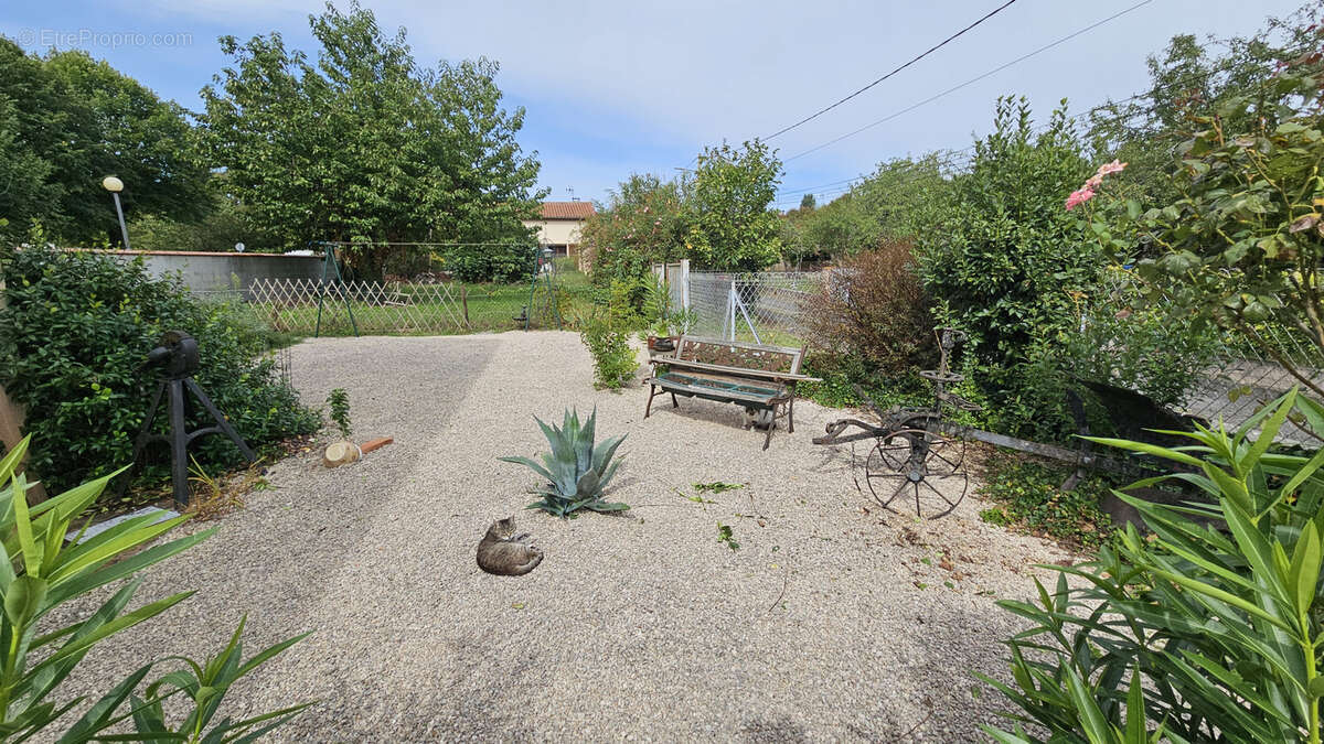 Maison à L&#039;ISLE-EN-DODON