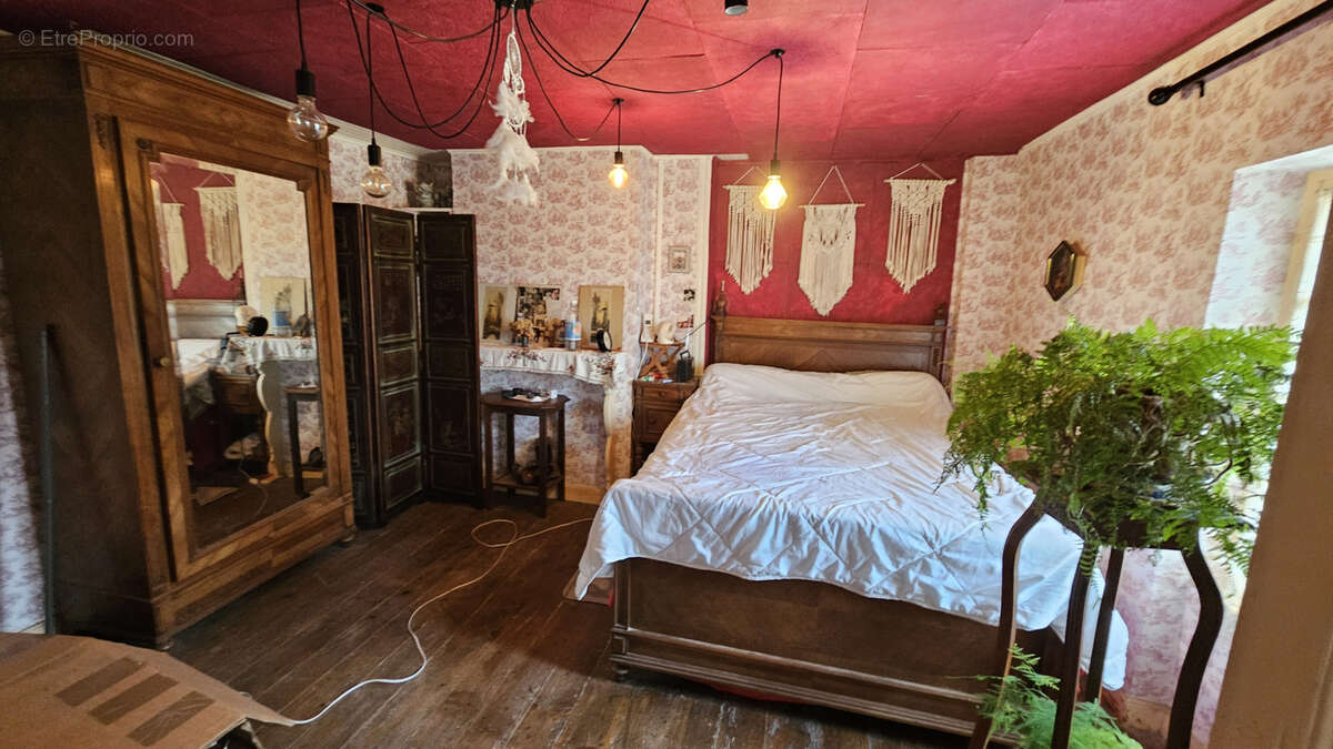 Maison à L&#039;ISLE-EN-DODON