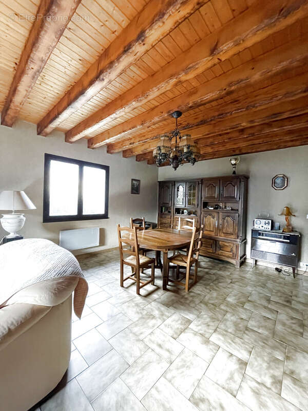 Maison à SAINT-PAUL-DE-VARCES