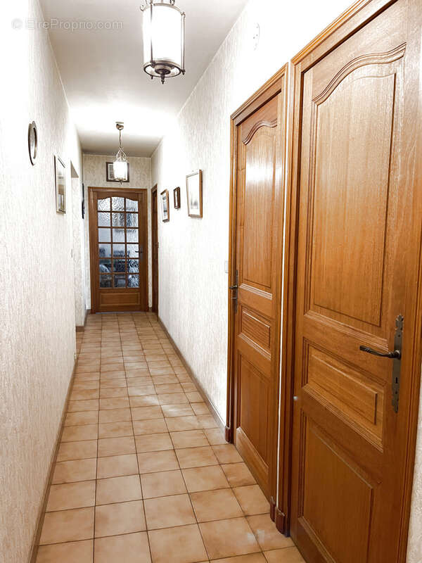 Maison à SAINT-PAUL-DE-VARCES