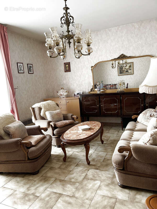 Maison à SAINT-PAUL-DE-VARCES