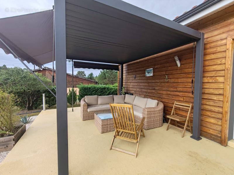 Maison à ONESSE-ET-LAHARIE