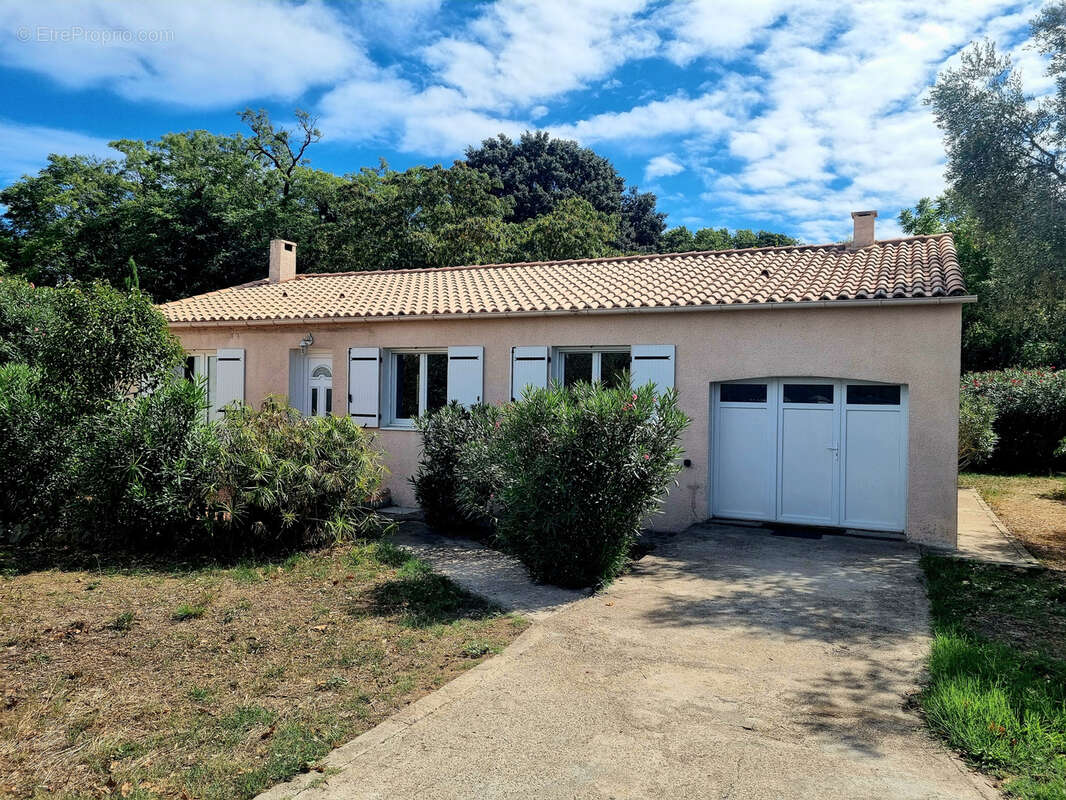 Maison à LUC-SUR-ORBIEU