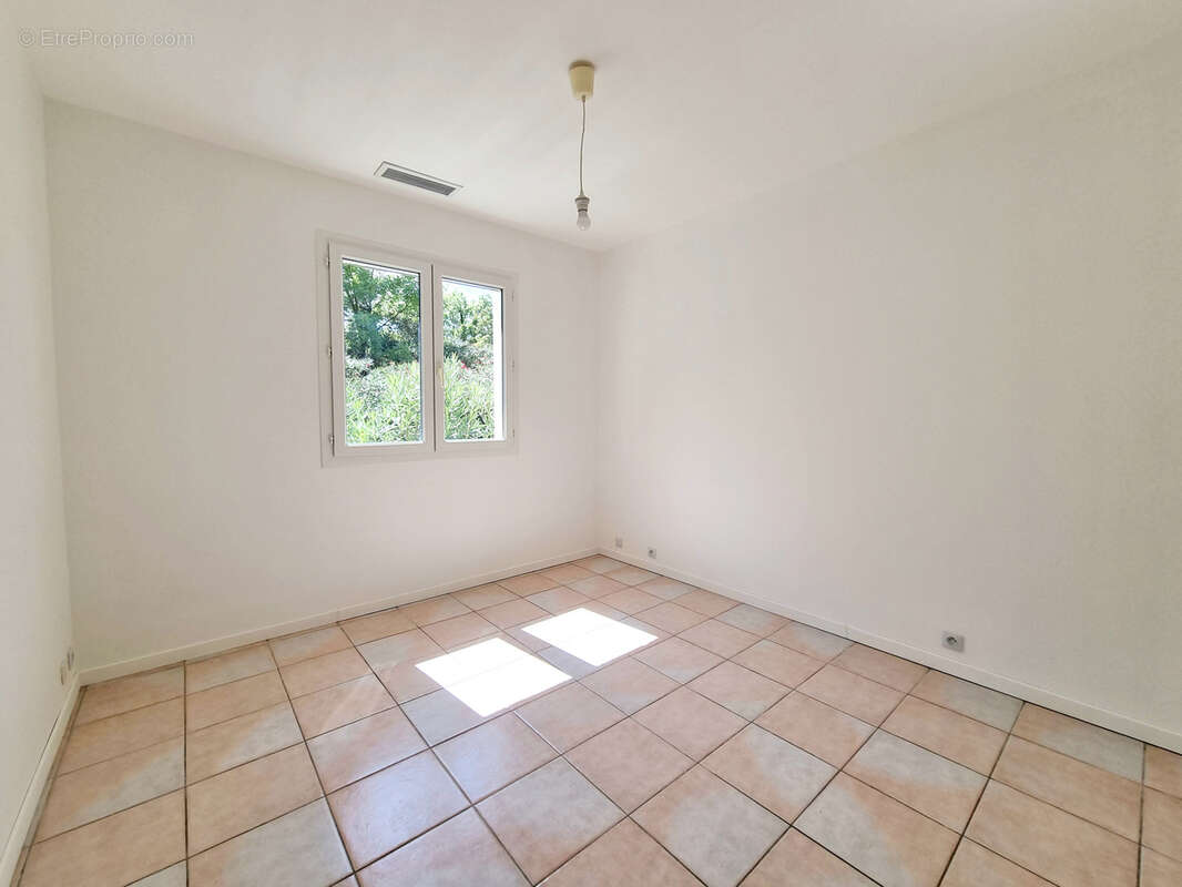 Maison à LUC-SUR-ORBIEU