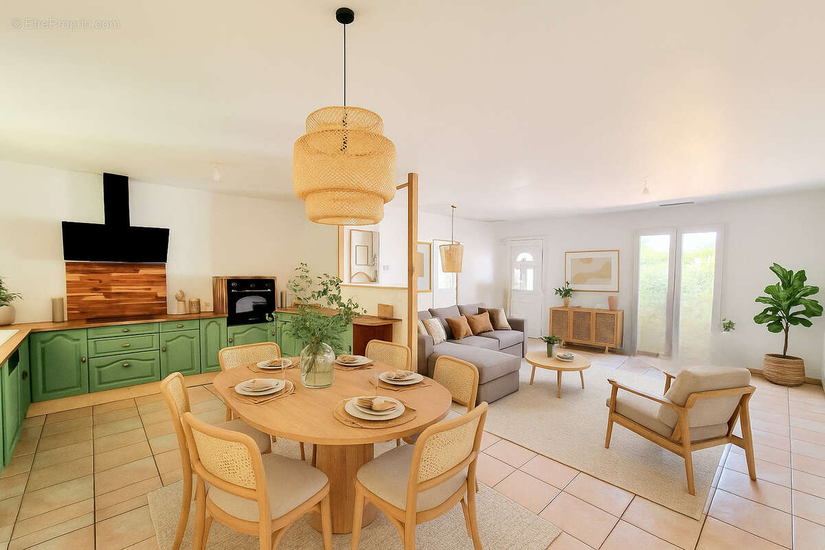 Maison à LUC-SUR-ORBIEU