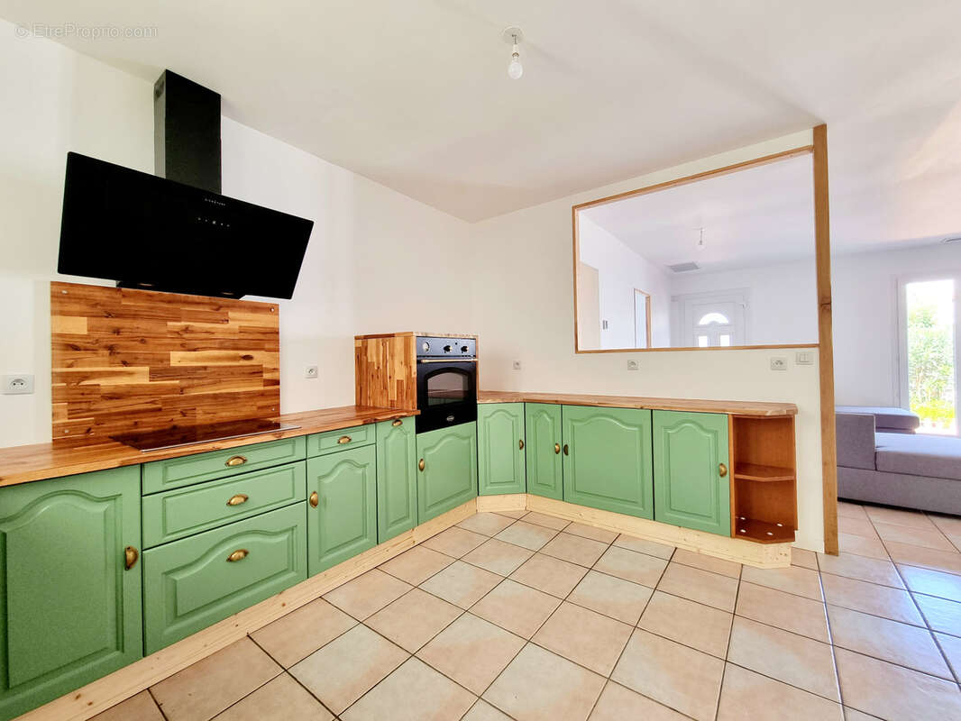 Maison à LUC-SUR-ORBIEU