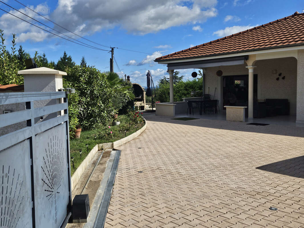 Maison à SAINT-ANDRE-D&#039;APCHON