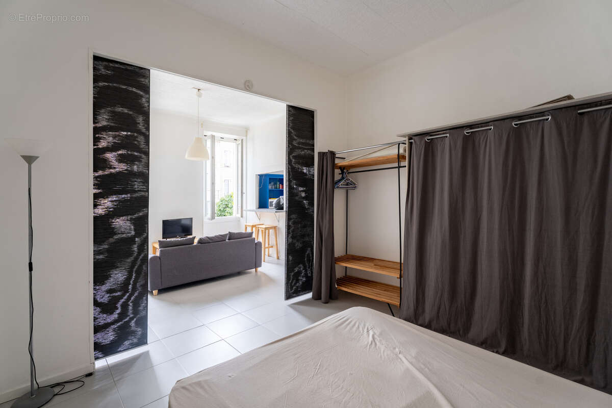 Appartement à MARSEILLE-6E