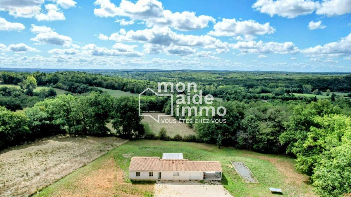 Maison à SAINT-JORY-LAS-BLOUX