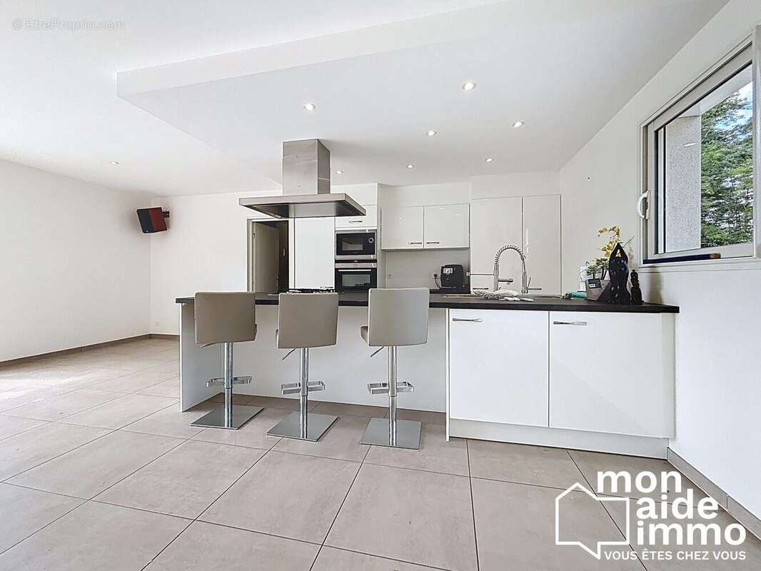 Maison à SAINT-JORY-LAS-BLOUX