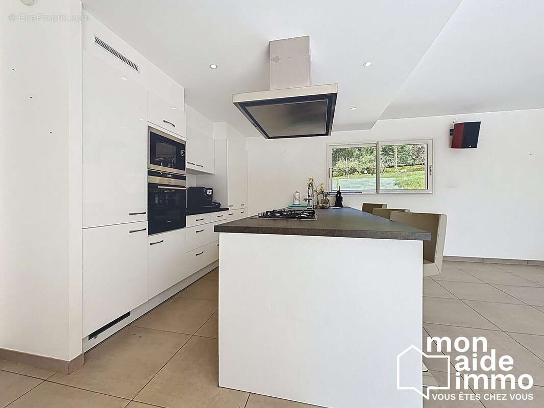 Maison à SAINT-JORY-LAS-BLOUX