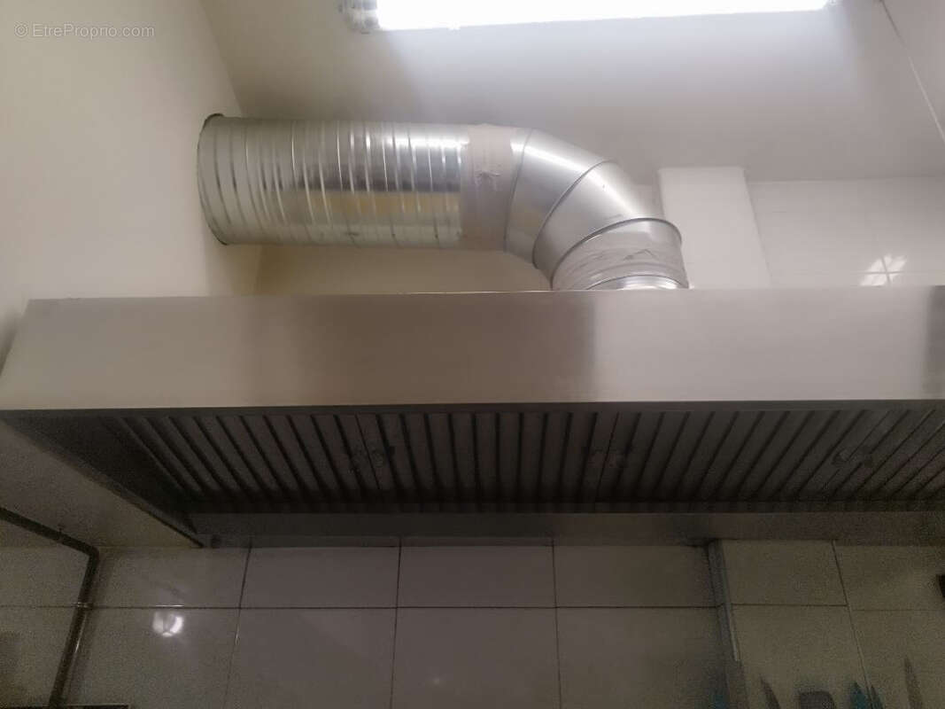 Commerce à LA COURNEUVE